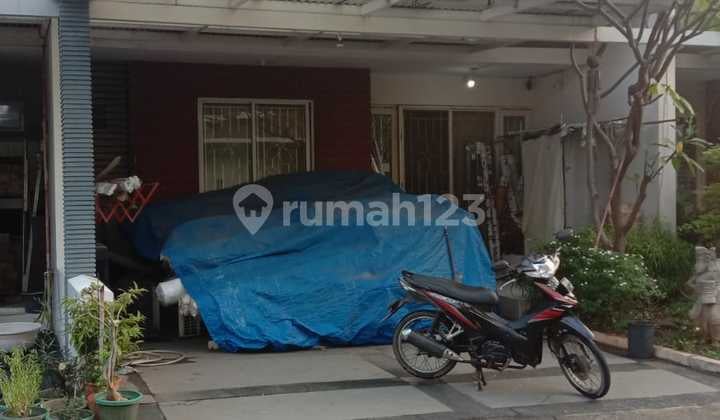 Rumah 2 Lantai Siap Huni di Cluster Riviera Garden, Kelapa Gading Rumah 2 Lantai Siap Huni di Cluster Riviera Garden, Kelapa Gading