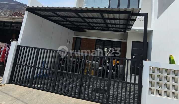 Dijual Rumah Baru Renovasi Siap Huni di Sektor 6, Gading Serpong