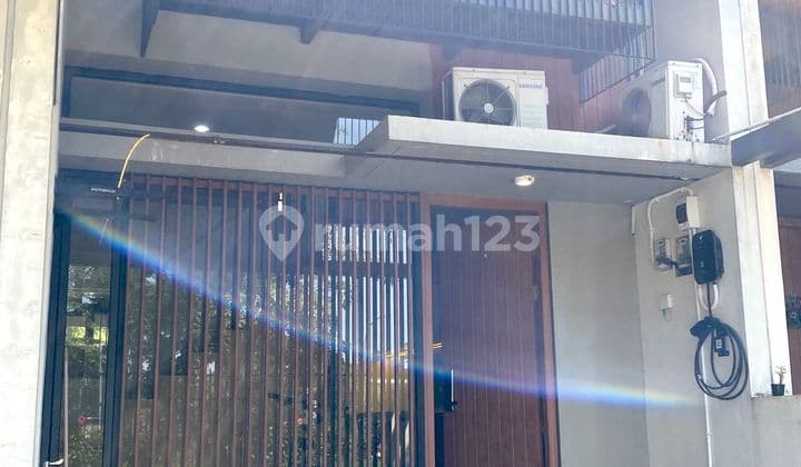 For Sale Fast: House in Fleekhauz R BSD, South Tangerang