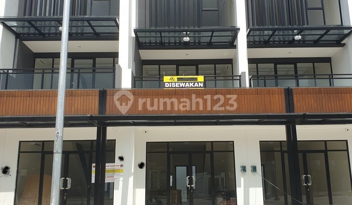 Disewakan Ruko Hampton Boulevard Gading Serpong