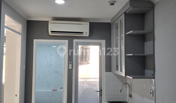 Dijual Apartemen Gading Nias Semi Furnished Siap Huni Baru Renovasi Tower Chrisant di Kelapa Gading, Jakut