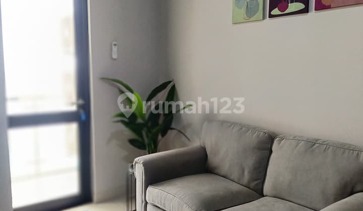 202 One Residence 2 Bedroom Mid All in