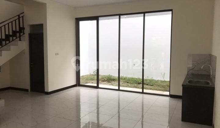 Dijual Rumah Baru Minimalis 2 Lantai di Taman Kopo Indah 5