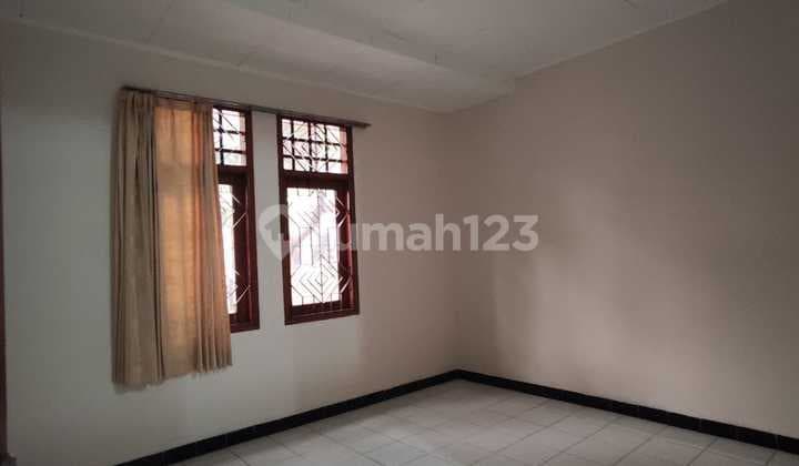 For Rent, Ready-to-Occupy House in Taman Kopo Indah TKI 1