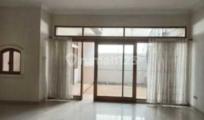 Ready-to-Occupy House for Rent in Taman Kopo Indah TKI 3