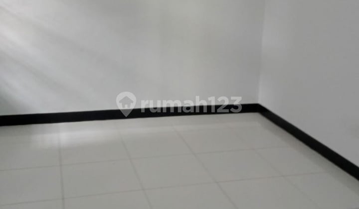 Disewakan Rumah Hoek Di TCI Taman Cibaduyut Indah Bandung