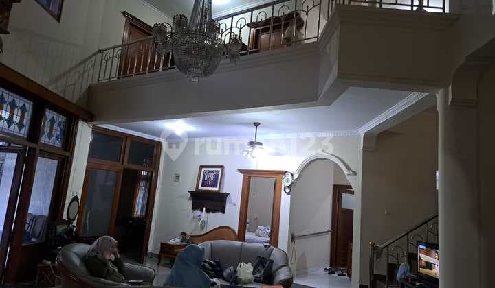 Rumah Mewah 2 Lantai Siap Huni di Lokasi Strategis Kembar, Moh. Toha Bandung