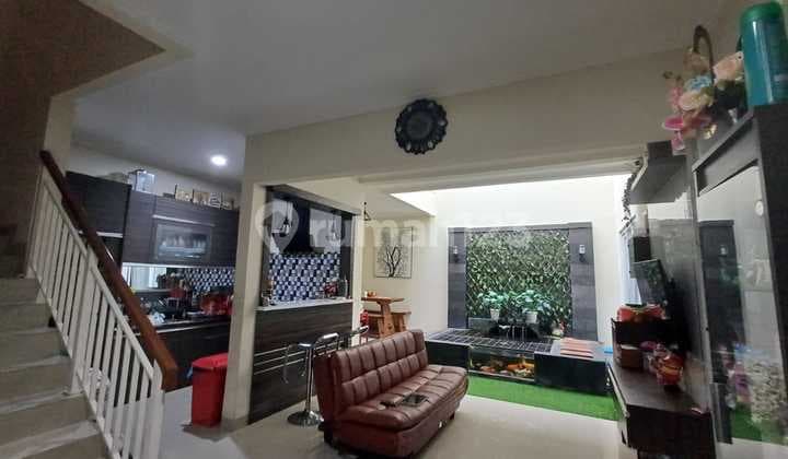 Dijual Rumah Lux di Cluster Exclusif Taman Kopo Katapang