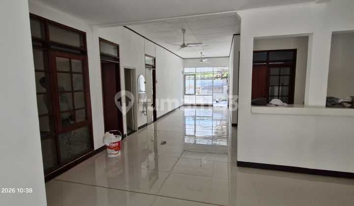 Well-Maintained Clean House in Taman Holis Indah Bandung