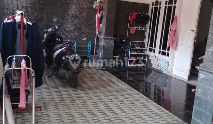 Dijual Rumah terawat di Taman Cibaduyut