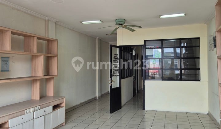 Dijual Ruko 3 Lantai Pondok Pinang Lokasi Strategis Cocok Buat Kantor/Usaha Dekat Pintu Tol