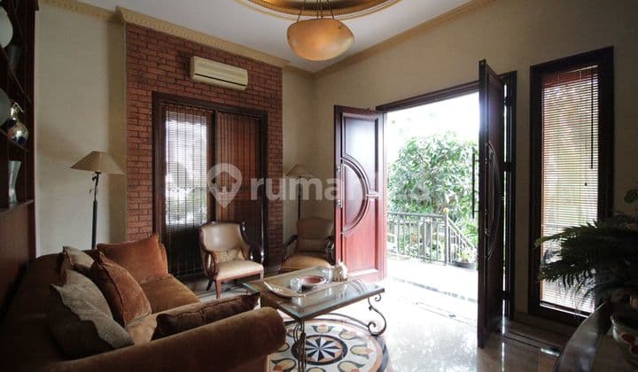 Dijual Rumah Homey di Jl. Permata Hijau ,Cidodol, Kebayoran Lama, Jakarta Selatan