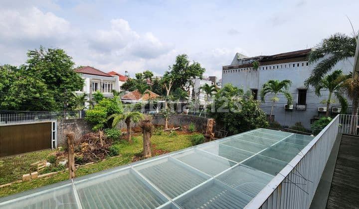 Dijual Tanah di Jalan Salak , Guntur, Setiabudi, Jakarta Selatan Hoek, Siap Bangun