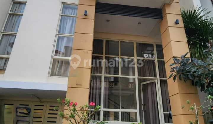 Disewa Town House Ancol Mansion Semi Furnished