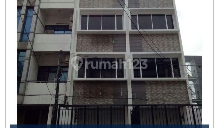 Disewakan dan Dijual Ruko 4 Lantai di ********