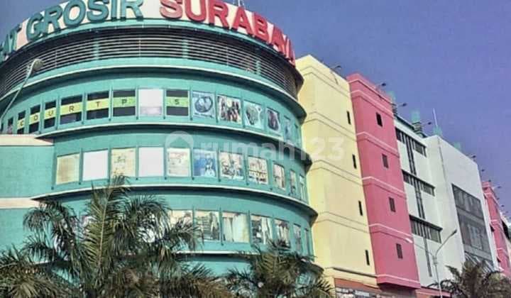 Jual B U, Stand Jualan Di Pusat Grosir Surabaya