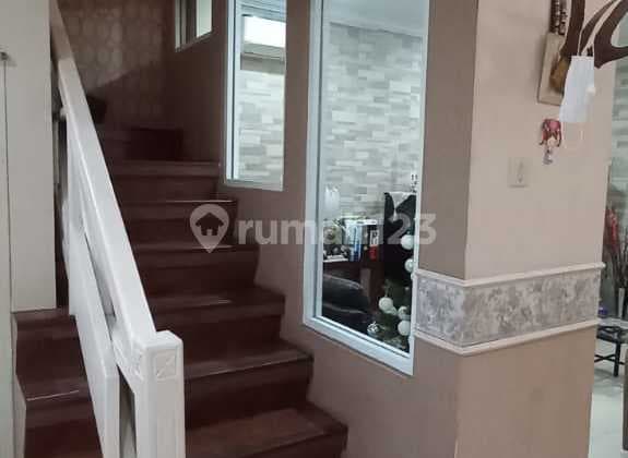 Rumah 2lt semi furnshed SHM Bumi Bintaro Permai Jak Sel CL 476