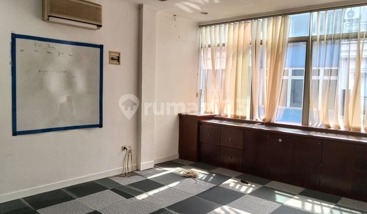 Ruko Lantai 2 Golden Plaza Fatmawati