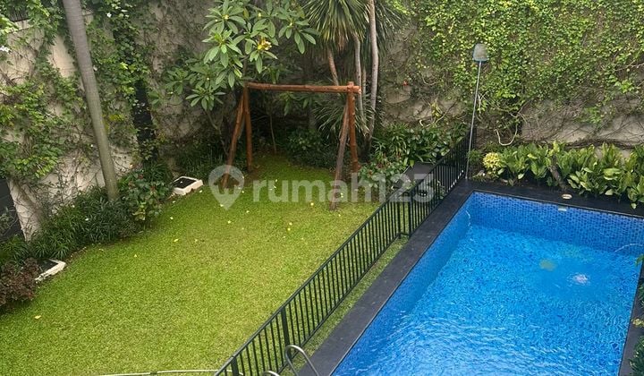 Rumah Disewakan Benda Gg. H. Sainin Kemang Jakarta Selatan