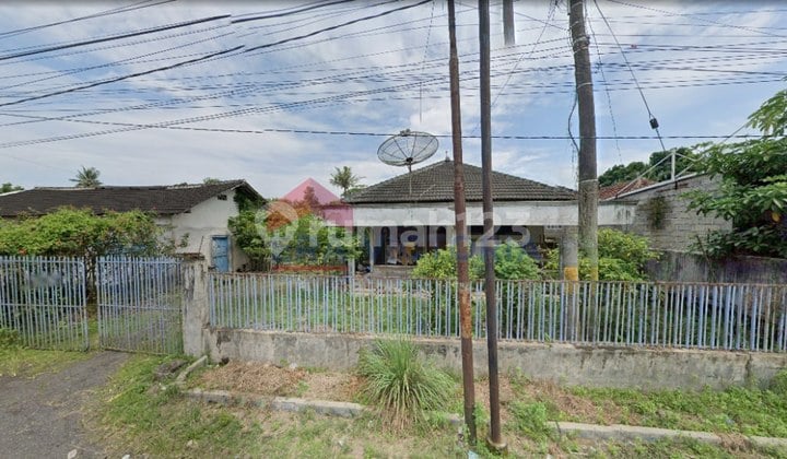 Dijual Rumah Terdapat Toko Bersebelahan dengan Sdn 1 Bulurejo, 200 Meter ke Kantor Desa. Terdiri Dari 2 SHM Unfurnished