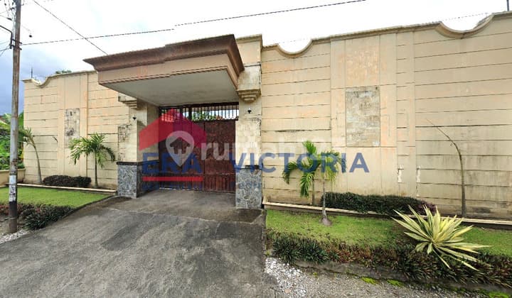 Gudang Dijual Luas 586 Ru. Dekat Pasar Kras, Kantor Polisi, Jalur Utama Kediri Tulungagung. Cocok Untuk Gudang Atau Pabrik