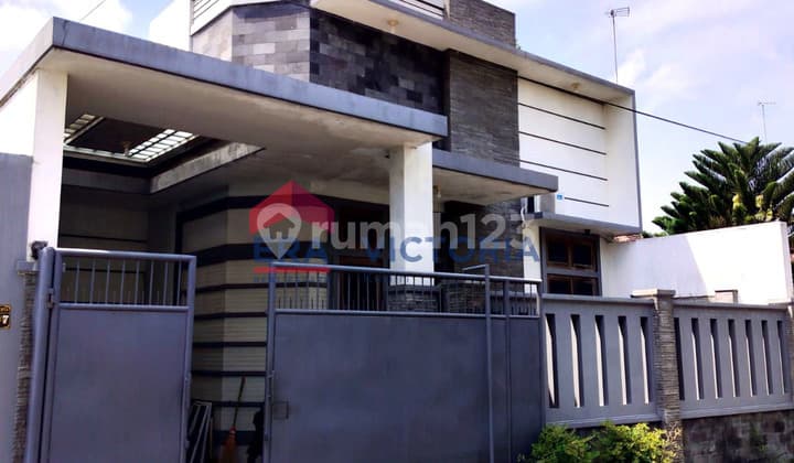 Rumah Bagus Dijual di Budaya Cipta Kediri Suasana Tenang dan Aman, Cocok untuk Usaha Kos Maupun Tempat Tinggal, Dekat dengan Sekolah Stikes, Rs Baptis, Rs Aura Syifa, Kolam Renang & Wisata Pagora, Tirtayasa Park