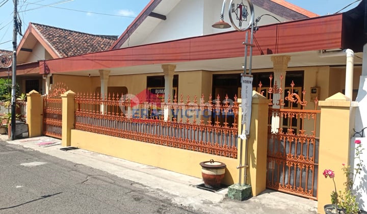 Rumah 2 Lantai Bagus Unfurnished SHM di Mojoroto, Kediri