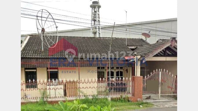 Rumah Bagus Unfurnished SHM Gampengrejo, Kediri