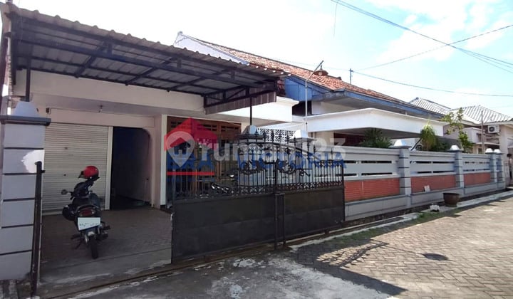 Jual Rumah Nyaman Posisi Hook di Sukorejo Kediri