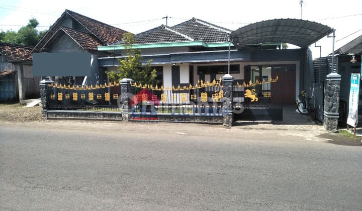 DIJUAL Rumah di Sukomoro Nganjuk Cocok Untuk Usaha Rumah Kos, Untuk Kantor Maupun Tempat Tinggal, 5 Menit ke Pintu TOL