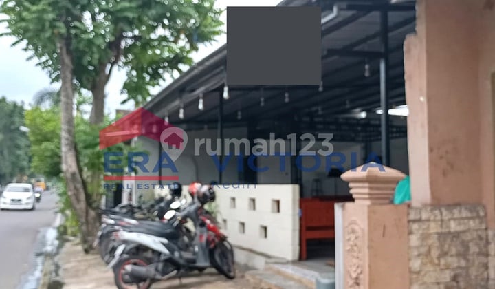 Ruang Usaha DIJUAL Di wilayah Bujel, Mojoroto Full Furnished sekaligus usaha angkringan 3 menit dari Universitas Nusantara PGRi, 5 menit dari Universitas Kadiri, SMA N 1,2 Kediri, SMAK Agustinus, SMKN 1,2 Kediri
