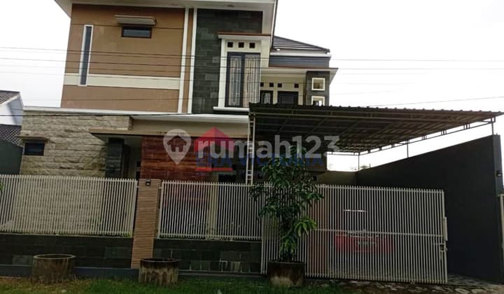 Dijual Rumah Mewah Dibuat Dengan Material Pilihan Kualitas Menengah Ke Atas, Nyaman Untuk Hunian, 5 Menit Ke Mushollah Terdekat, 30 Menit Ke Tempat Wisata Candi Tondowongso, Dekat Jalan Raya