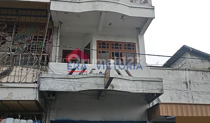 Ruko Dijual 3 Lantai, Lantai 2 Bisa Digunakan Untuk Tempat Tinggal