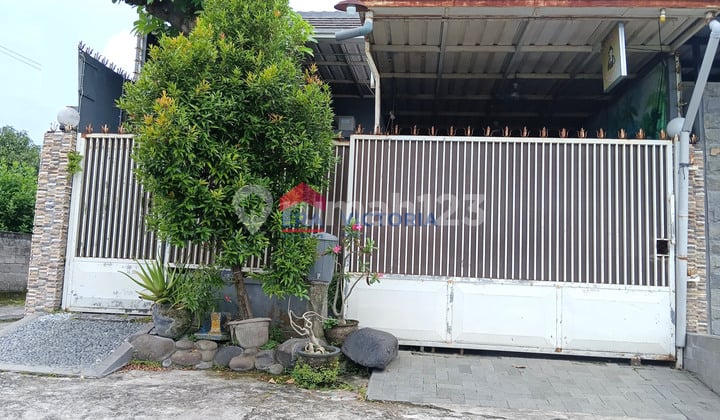 Rumah Bagus Unfurnished SHM Ngasem, Kediri