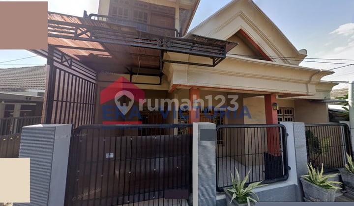 Dijual Rumah di Perumahan Permata Biru Kota Kediri Bangunan Bagus dan Terawat 2 Menit ke Rs Gambiran, 3 Menit ke Pasar Ngronggo, 5 Menit ke Man 1 Kota Kediri, Mtsn 2 Kota Kediri