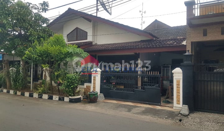 Dijual Rumah Bagus Siap Huni Dalam Perumahan SHM Mojoroto, Kediri