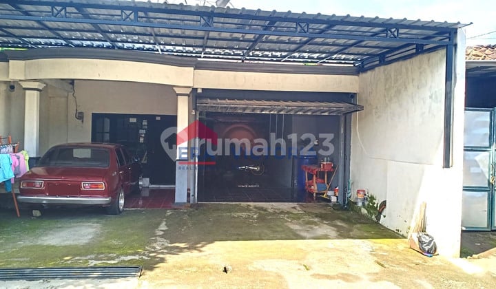 DIJUAL Rumah di Ds Mungkung Loceret Nganjuk 2 menit dari Balai Desa Balongan, 5 menit ke MAN 2 Nganjuk, 6 menit ke Samsat Nganjuk, 7 menit ke SMAN 2 Nganjuk, 11 menit ke SMPN 2 Nganjuk