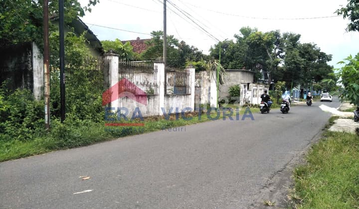 Tanah SHM di Ds Tertek Pare 8 Menit Dari Kantor Desa