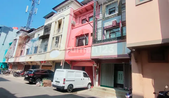 Ruko Murah 3lt di Taman Palem lestari,Cengkareng barat