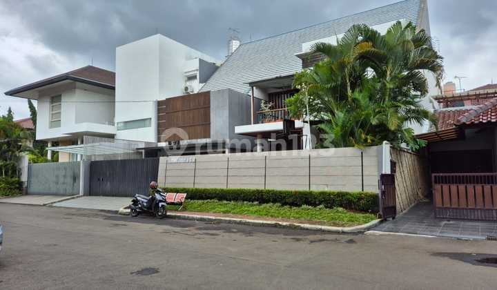 Rumah murah 2lt di jl Taman gandaria,Kebayoran lama,Jaksel