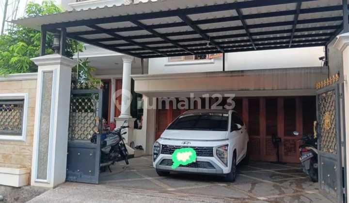 Rumah 3 Lantai Swimingpool Komplek Segneg Kebayoran Lama Jaksel