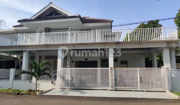 Corner House 2 Story Maleo Bintaro Jaya Near Jurangmangu Station