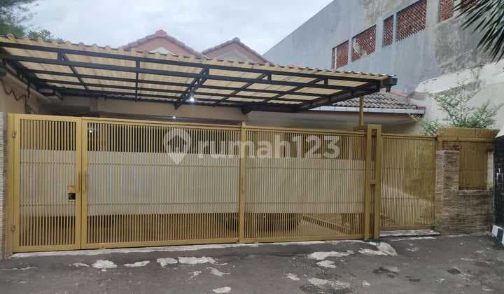 Rumah Bagus 2 Lantai Permata Hijau Ii Kebayoran Lama Dekat MRT