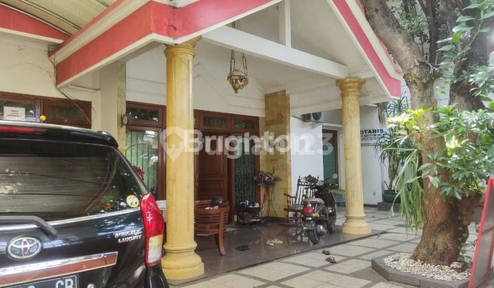 Rumah Terawat Siap Huni Pinggir Jalan