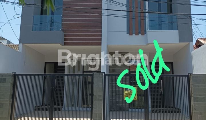 DIJUAL RUMAH BARU 2 LANTAI KLAMPIS DIJUAL RUMAH BARU 2 LANTAI KLAMPIS