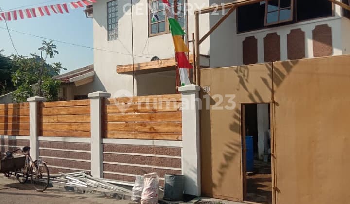 Di Jual Rumah Strategis 3 Lantai Akses Jln Mudah Antapani