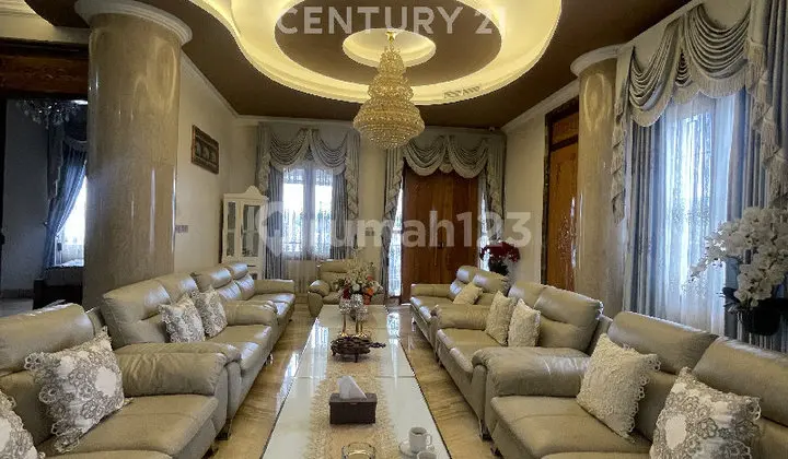 Rumah Super Luxury Mainroad Terusan Jakarta Strategis