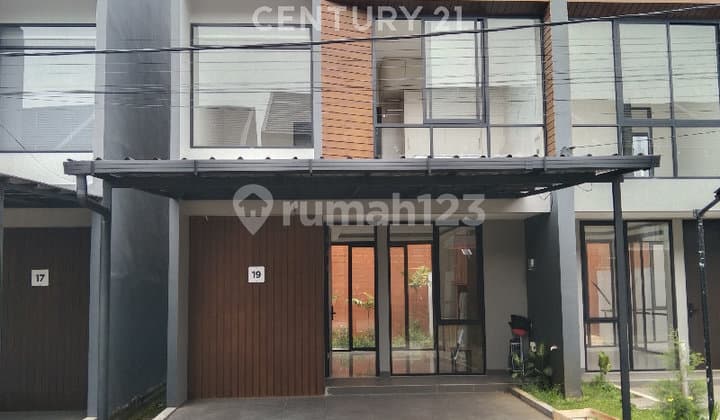Rumah Baru Nyaman Strategis di Cluster Eksklusif Caringin