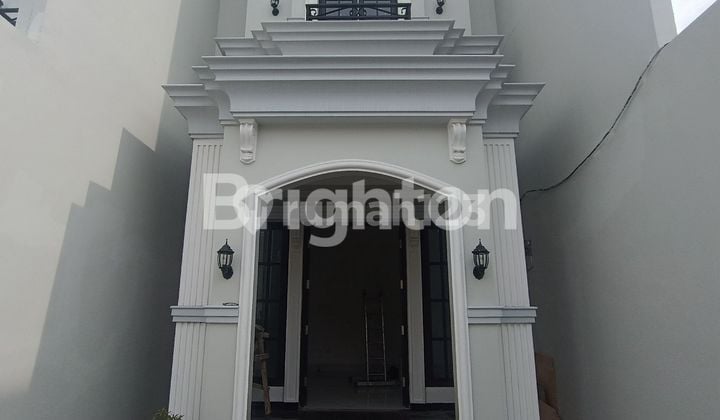 Lokasi Emas! Harga Masih bisa Nego! Rumah Baru 2 Lantai Minimalis Tepi Jalan Masjid Al Anwar Kebon Jeruk Jakarta Barat