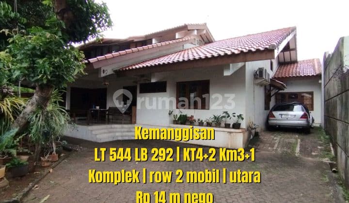 Strategic Comfortable House Complex Jalan Saleh Palmerah Near Binus Kijang Campus West Jakarta